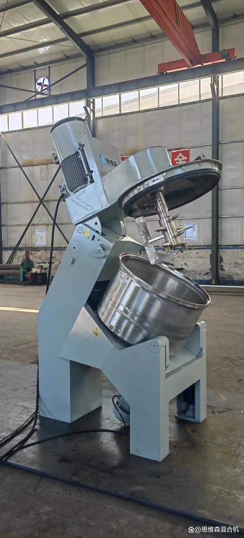 傾斜式混合造粒機 實現物料均勻混合，顯著提升造粒效率的關鍵設備